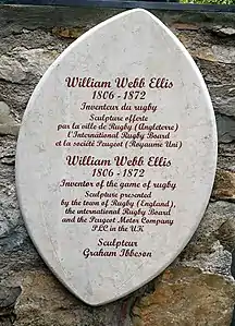 Plaque commémorative à l'entrée du cimetière de Menton.