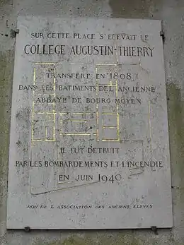 Ancien collège du Bourg-Moyen.