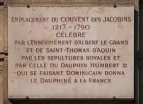 Plaque au no 14 rappelant l'emplacement du couvent des Jacobins.