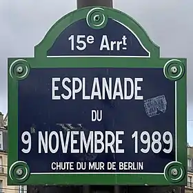 Voir la plaque.