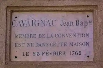 Plaque sur la maison Cavaignac.