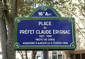 Voir la plaque.