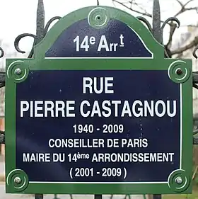 Voir la plaque.