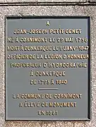 Une plaque du monument Jean-Joseph Petitgenêt.