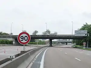 90 km/h sur la Traversée urbaine de Reims, Marne.