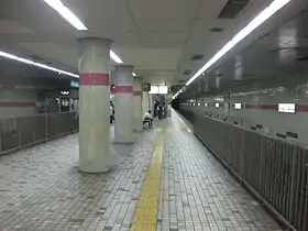 Vue du quai de la ligne Tanimachi