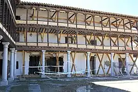 Plaza Mayor, partie menaçant ruine et consolidée en 2013