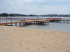 La plage sur le lac Drwęckie