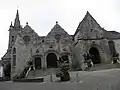 L'église paroissiale Saint-Efflam : façade sud 2