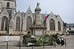 Monument aux morts« Monument aux morts de 1914-1918 à Ploërmel », sur À nos grands hommes