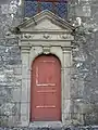 Ploudiry, église paroissiale : porte méridionale.