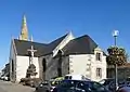 L'église paroissiale Saint-Armel ; vue extérieure.