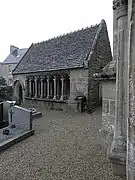 L'ossuaire de l'enclos paroissial.