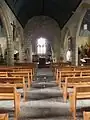 L'église paroissiale Saint-Cuffan : vue intérieure d'ensemble.