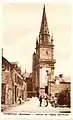 Pluméliau : l'église paroissiale Saint-Meliau vers 1920 (carte postale).