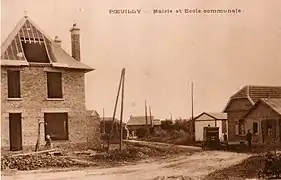 Le village en reconstruction vers 1920.