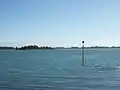 L'île Holavre vue de la pointe d'Arradon.