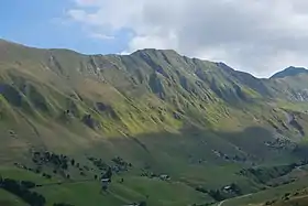 La pointe de Deux Heures vue depuis la vallée du Chinaillon au sud-ouest.