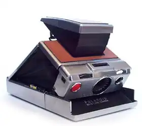 Le Polaroid SX-70 (à partir de 1972)