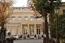 L'hôtel de Monaco, ambassade de Pologne à Paris.