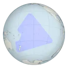 Carte de l'Océanie montrant un grand triangle bleu, formant le Triangle Polynésien, de Hawaii à la Nouvelle-Zélande et l'île de Pâques.