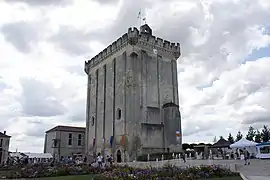 Vue nord-est du donjon.