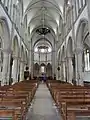 Église paroissiale du Sacré-Cœur, de style néogothique, vue intérieure d'ensemble.