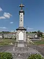 Monument aux morts.