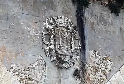 Blason de Mont-de-Marsan et date de 1869, année de la construction du pont