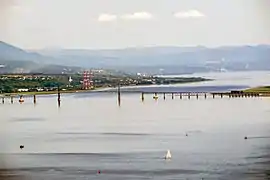 Vue panoramique de la rive Nord, fleuve Saint-Laurent, pont de l'île d'Orléans