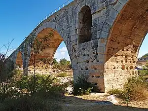 Pont Julien à Apt.