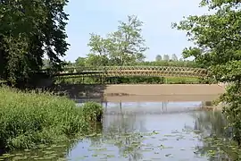 Ruisseau de Montbattant et pont de la Cascade.