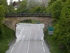 Pont nord sur la rocade RD610 à Bréviandes daté de 1870.