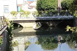 Pont sur la Petite rivière.