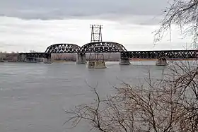 Le pont actuel, modifié en 1913.