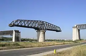 Pont tournant ferroviaire de Caronte à Martigues