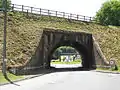 Pont de Batz, point de passage entre zone occupée et zone libre, sous la voie ferrée marquant la ligne de démarcation de 1940 à 1943.