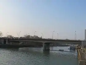 Le pont vu depuis le barrage