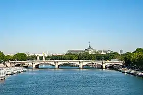 Vu depuis la passerelle Solférino.