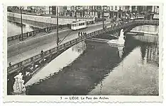 Un tram sur le Pont des Arches (Motrice type Ragheno)