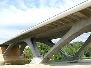 Pont du Languedoc (A750).