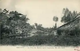 Le pont, détruit en août 1914…