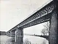 Pont ferroviaire de Diou sur la Loire.