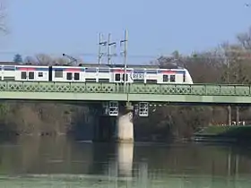 Image illustrative de l’article Pont ferroviaire de Bonneuil