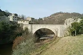 Pont classé à Coux (Ardèche)