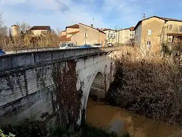 Le Vieux pont sur la Douze