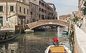 Ponte Foscarini Rio de Santa Margherita e Rio dei Carmini