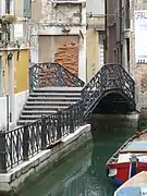 Ponte de la Malvasia VecchiaRio de San Maurizio