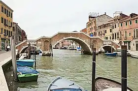 Pont des Trois Arches sur le canal de Canareggio.