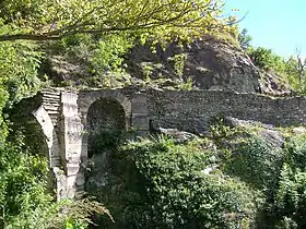 Les restes du pont romain de Saint-Vincent